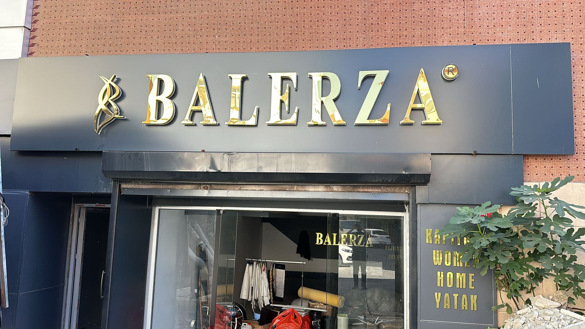 Kompozit Tabela